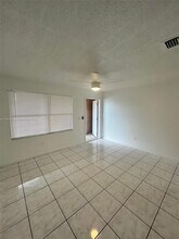 2224 Pierce St, Unit 26 in Hollywood, FL - Building Photo - Building Photo