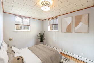 Spacious 1 bed/1 bath apartment near Tenny in Denver, CO - Building Photo - Building Photo