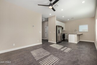 1305 E Madison St, Unit 2 in Phoenix, AZ - Building Photo - Building Photo