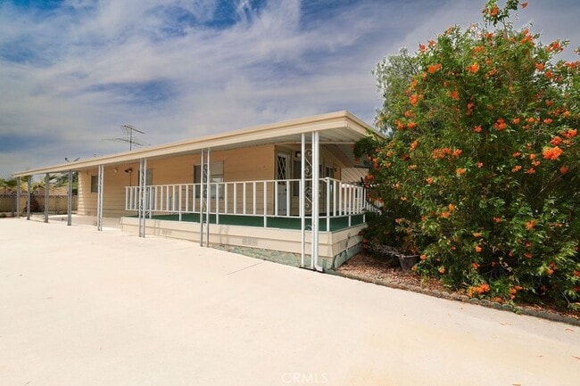 property at 282 N La Paloma Ave