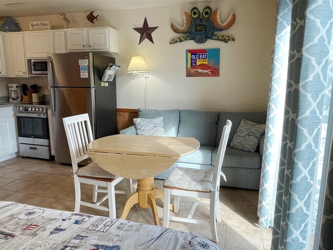 56821 North Carolina Hwy 12 in Hatteras, NC - Building Photo - Building Photo