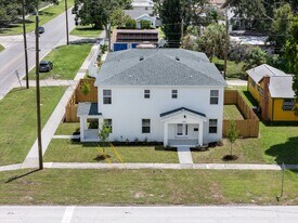 505 43rd St S, Unit 5051.5 in St. Petersburg, FL - Building Photo