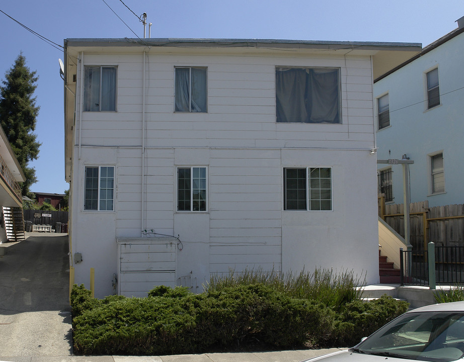 1326 E 28th St in Oakland, CA - Building Photo