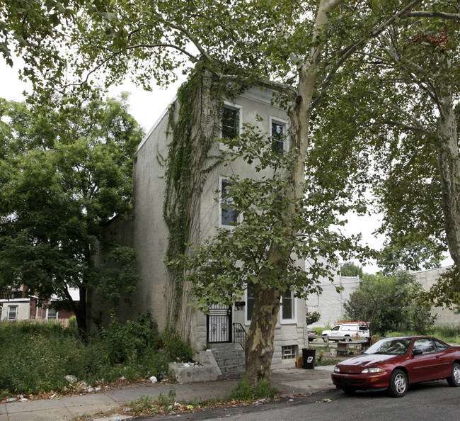 1217-1227 W Susquehanna Ave in Philadelphia, PA - Foto de edificio - Building Photo