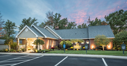 Waterford Village Apartments in Medina, OH - Building Photo - Building Photo