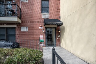 712 Sixth Ave in Brooklyn, NY - Building Photo - Building Photo
