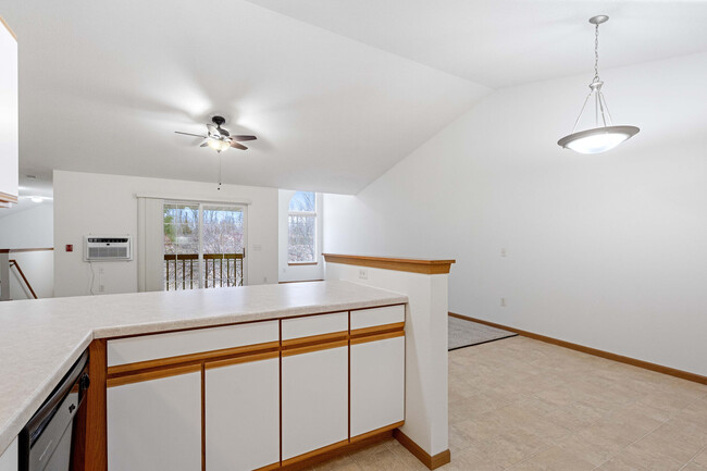 Oakridge Apartments