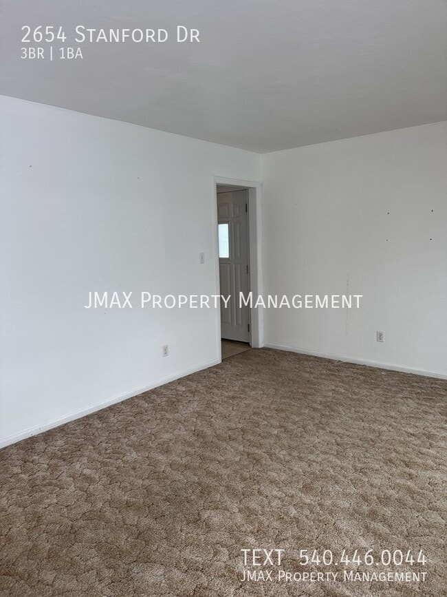 2654 Stanford Dr in Salem, VA - Building Photo - Building Photo