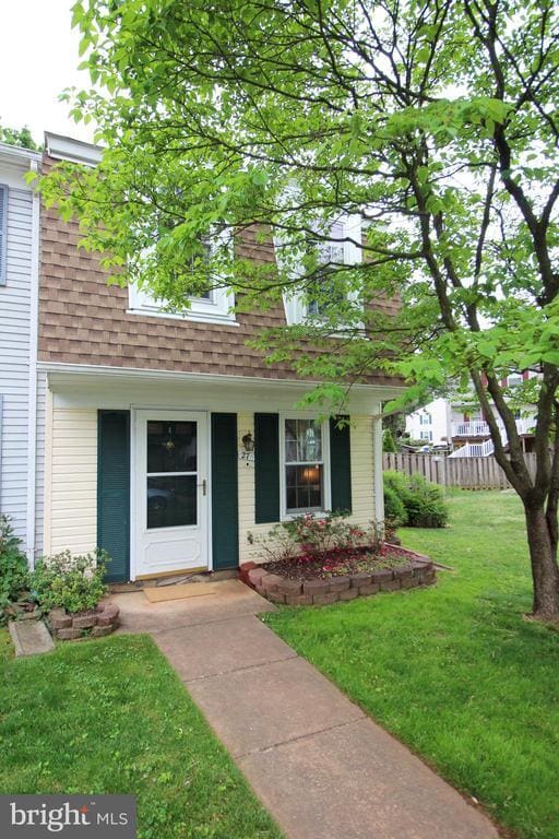 27 Bickel Ct in Sterling, VA - Building Photo - Building Photo