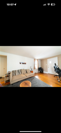 229 W Elm St, Unit Apt 1 in East Rochester, NY - Foto de edificio - Building Photo