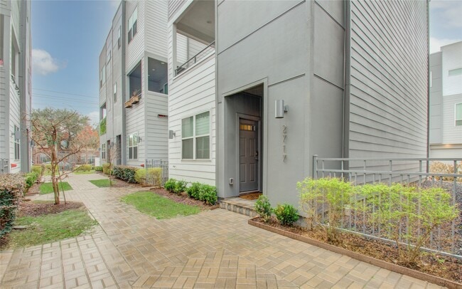 property at 2717 Eado Grove Ln