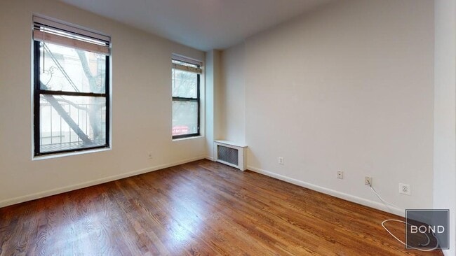 property at 216 E 85th St