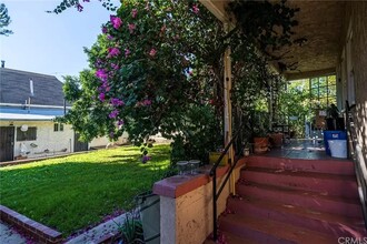 1037 Alpine St in Los Angeles, CA - Foto de edificio - Building Photo