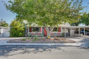1403 S 9th St in Las Vegas, NV - Building Photo