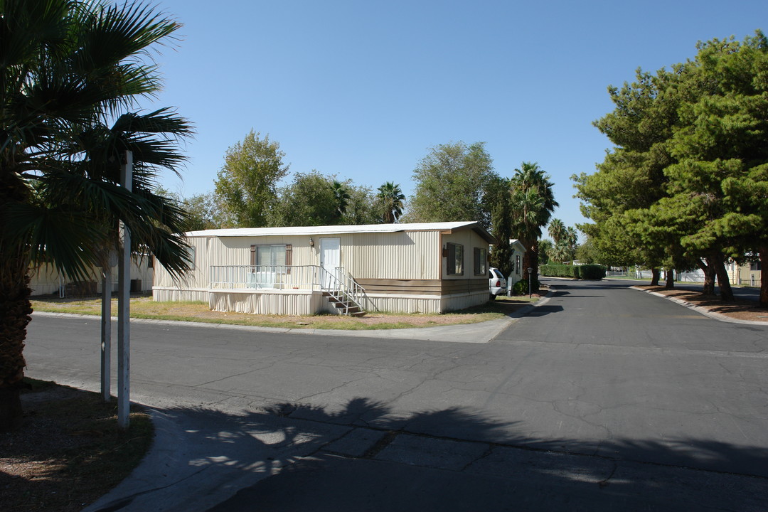 Sunrise Oaks in Las Vegas, NV - Foto de edificio