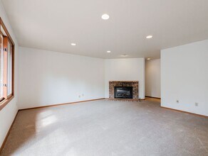5430 127th Pl SE in Snohomish, WA - Building Photo - Building Photo