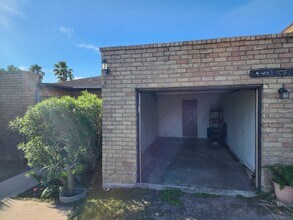 603 Continental Dr in Brownsville, TX - Foto de edificio - Building Photo