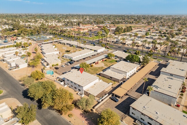 220 Old Litchfield Rd in Litchfield Park, AZ - Building Photo - Building Photo