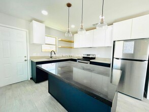 3802 Las Vistas Ln, Unit 3 in Weslaco, TX - Building Photo - Building Photo