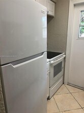 2750 Pierce St in Hollywood, FL - Building Photo - Building Photo
