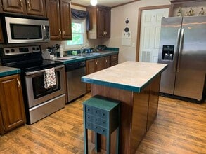 1006 Pleasure Rd in Sevierville, TN - Building Photo - Building Photo