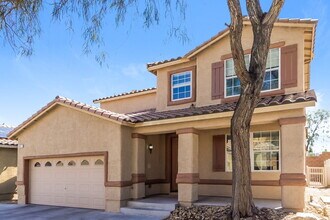 561 Fork Mesa Ct in Henderson, NV - Building Photo - Building Photo