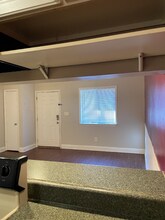 2125 Sandpiper St in Tallahassee, FL - Foto de edificio - Building Photo