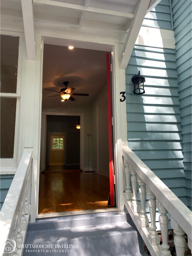811 3rd Ave-Unit -3 in Columbus, GA - Foto de edificio - Building Photo
