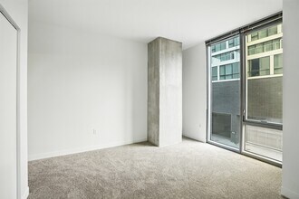 155 Forest Ave in Oak Park, IL - Foto de edificio - Building Photo