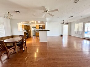 77110 Indiana Ave in Palm Desert, CA - Building Photo - Building Photo