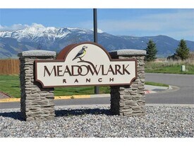 906 Powers Blvd in Belgrade, MT - Building Photo