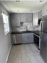 165 Fanshaw Way in Boca Raton, FL - Building Photo - Building Photo