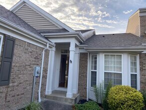 354 Shadow Ridge Dr, Unit 354 Shadow Ridge Drive in Highland Heights, KY - Building Photo - Building Photo