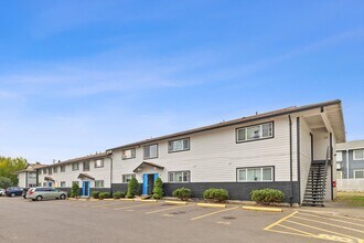 Treecrest 162nd in Portland, OR - Building Photo - Building Photo