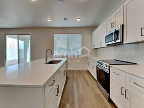 9825 W Parkway Dr in Tolleson, AZ - Building Photo - Building Photo