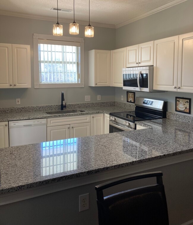 4241 Hibiscus Dr, Unit #6-302