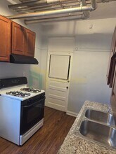 8058 S Hermitage Ave in Chicago, IL - Building Photo - Building Photo