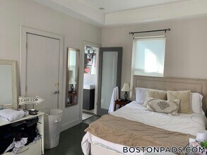 24 Washburn St, Unit 2 in Boston, MA - Building Photo - Building Photo