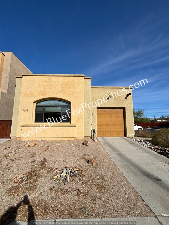 8754 E Perry Park Cir in Tucson, AZ - Building Photo