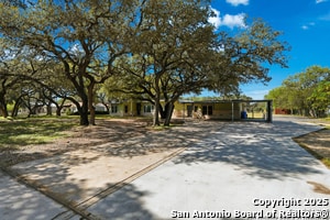 8609 Abe Lincoln Rd in San Antonio, TX - Building Photo - Building Photo