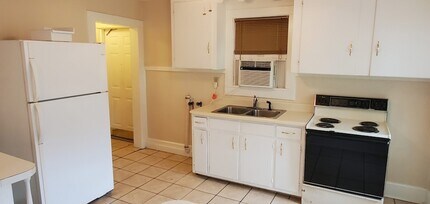 334 McClain Ave in Lebanon, TN - Building Photo - Building Photo