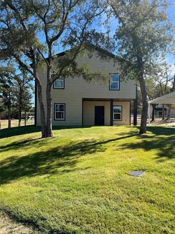 1071 Deer Ln in Azle, TX - Building Photo