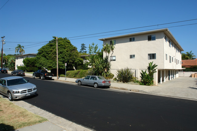 Islay Terrace in Santa Barbara, CA - Building Photo - Building Photo