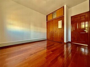 333 Parkville Ave in Brooklyn, NY - Building Photo - Building Photo