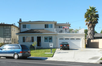 2126 Monroe St in Santa Clara, CA - Building Photo - Building Photo