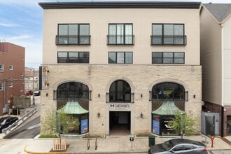 Sullivan Building in Bloomington, IN - Foto de edificio - Building Photo