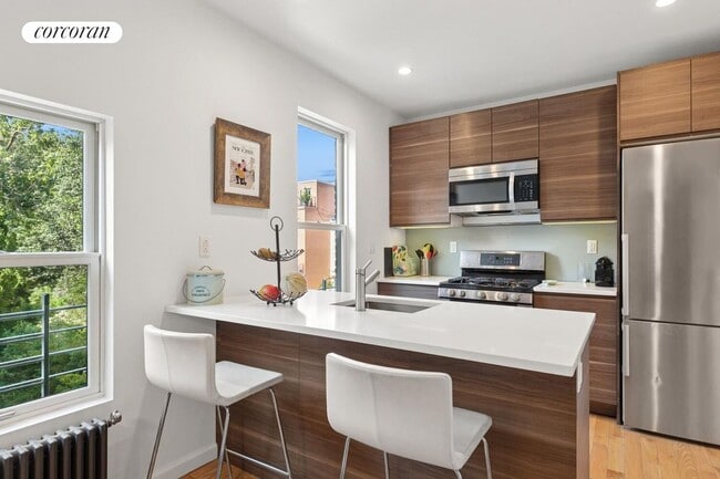 255 Carlton Ave in Brooklyn, NY - Building Photo - Building Photo