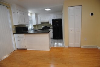 31 Cannongate III Rd in Nashua, NH - Building Photo - Building Photo