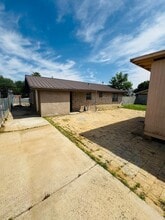 2017 Market St in Laredo, TX - Building Photo - Building Photo