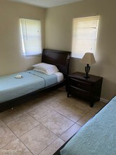 13825 S Indian River Dr in Jensen Beach, FL - Building Photo - Building Photo